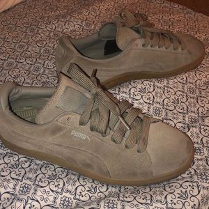 Puma Suede